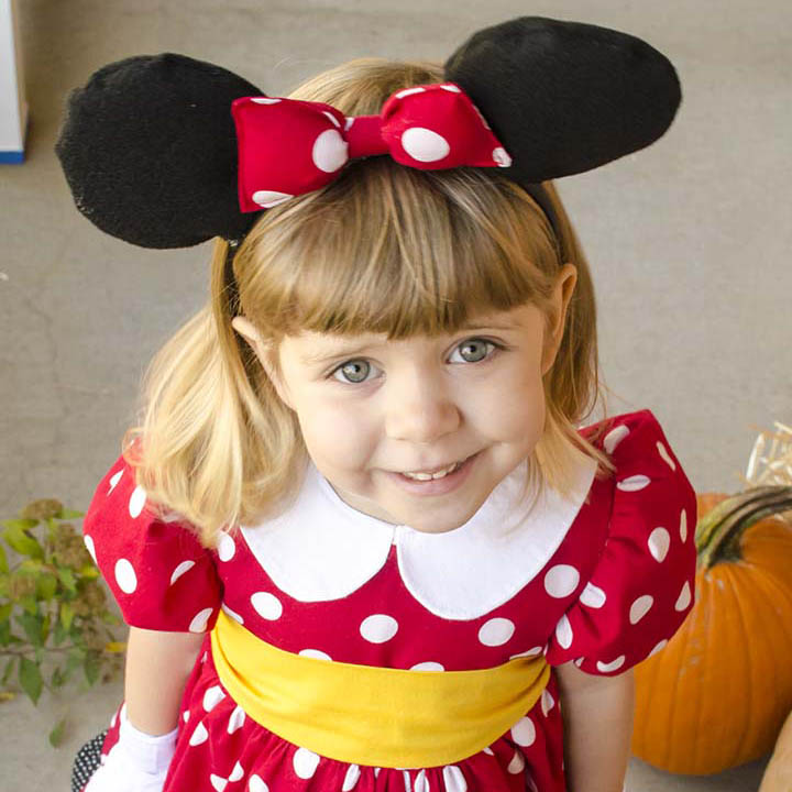 how to make a mini mouse costume