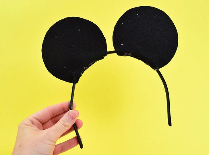 how to make a mini mouse costume
