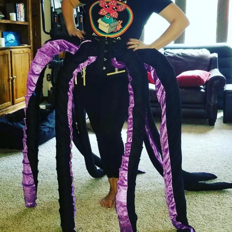 make an ursula costume