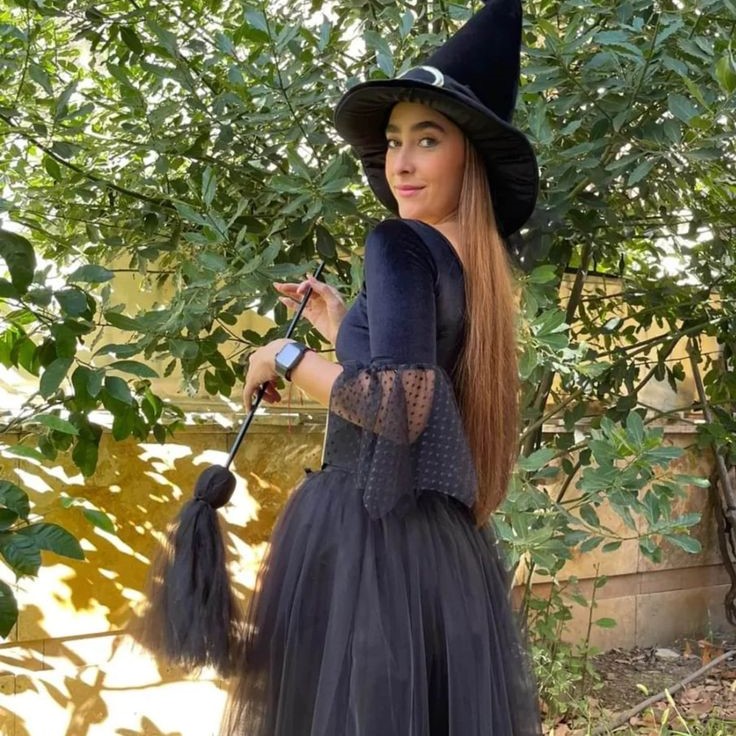 Halloween witch costume